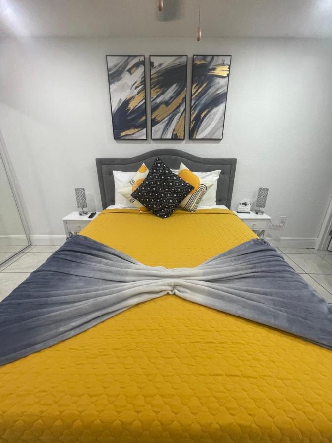 Tranquilo Y Fantastico Apartamento Cerca De Playas Y Areopuerto Tampa Eksteriør billede