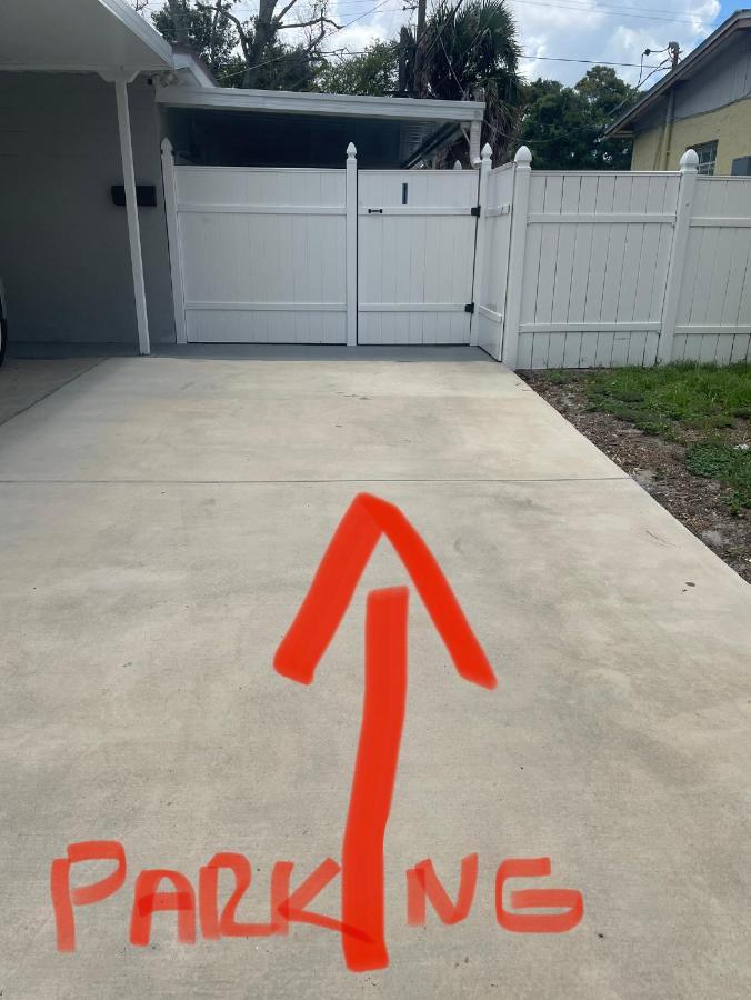 Tranquilo Y Fantastico Apartamento Cerca De Playas Y Areopuerto Tampa Eksteriør billede